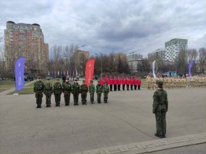 Команда из Щаповской школы приняла участие в игре «Зарница 2.0». Фото: официальная страница школы №2075 в социальных сетях