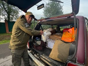Предприниматели из Краснопахорского оказали помощь бойцам на СВО. Фото предоставил сотрудник управы Краснопахорского района