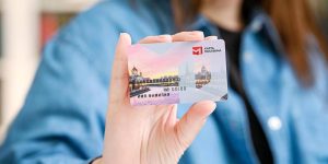 Она отметила, что оформить карту москвича могут дошкольники старше 7 лет, школьники, студенты колледжей и вузов, ординаторы, аспиранты, ассистенты-стажеры и другие граждане льготных категорий. Фото: сайт мэра Москвы