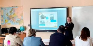 Олимпиада «Не прервется связь поколений» призвана помочь молодежи проникнуться историей России, сохранить в памяти имена героев, будь то ученые, изобретатели, педагоги или военнослужащие. Фото: пресс-служба Департамента образования и науки города Москвы