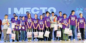 В состязании по робототехнике приняли участие свыше 200 учеников 5-11 классов из различных уголков России. Фото: пресс-служба Департамента образования и науки города Москвы