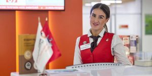 Поликлиники для взрослых 2 и 4 ноября будут функционировать с 9:00 до 16:00. Фото: официальный Telegram-канал «Город Москва»