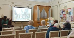 Сотрудники музея истории усадьбы Александрово-Щапово провели лекцию о писателе Иване Бунине. Фото: официальная страница музея истории усадьбы Александрово-Щапово в социальных сетях