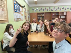 Интеллектуальную викторину организовали для шестиклассников школы №2075. Фото: официальная страница школы №2075 в социальных сетях