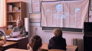 Лекция ко Дню защитника Отечества прошла в Щаповской деткой школе искусств. Фото: официальная страница Детской школы искусств «Гармония» в социальных сетях