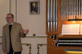 Концерт в преддверии Дня защитника Отечества прошел в Музее истории усадьбы Александрово-Щапово. Фото: официальная страница Музея истории-усадьбы Александрово-Щапово в социальных сетях