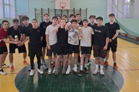 Турнир по баскетболу прошел в школе №2075. Фото: официальная страница школы №2075 имени Евгения Родионова в социальных сетях