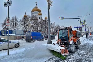 Диспетчеры в круглосуточном режиме следят за состоянием улично-дорожной сети. Фото: Анна Быкова, «Вечерняя Москва»